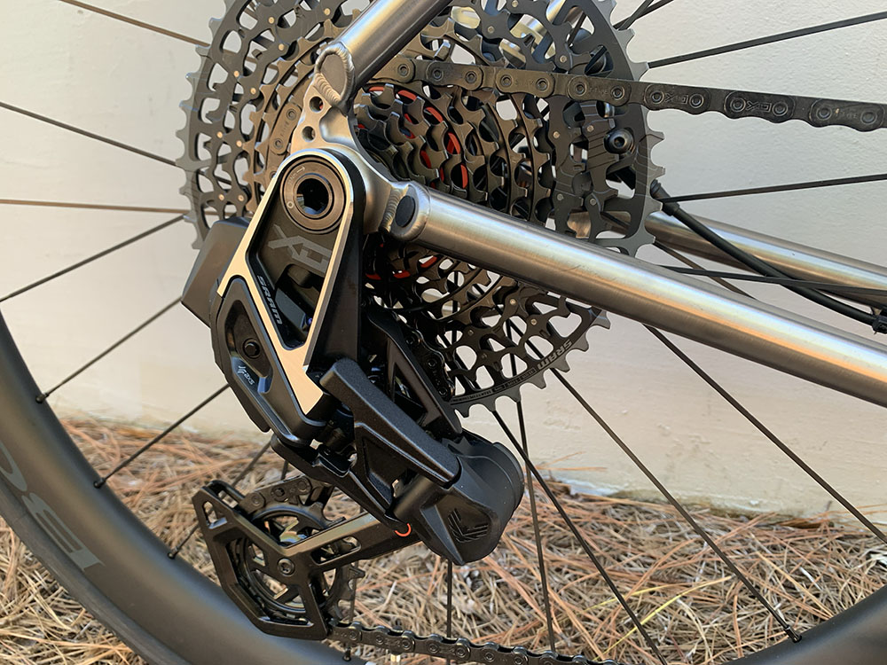 QR SR5 Aero Road Bike